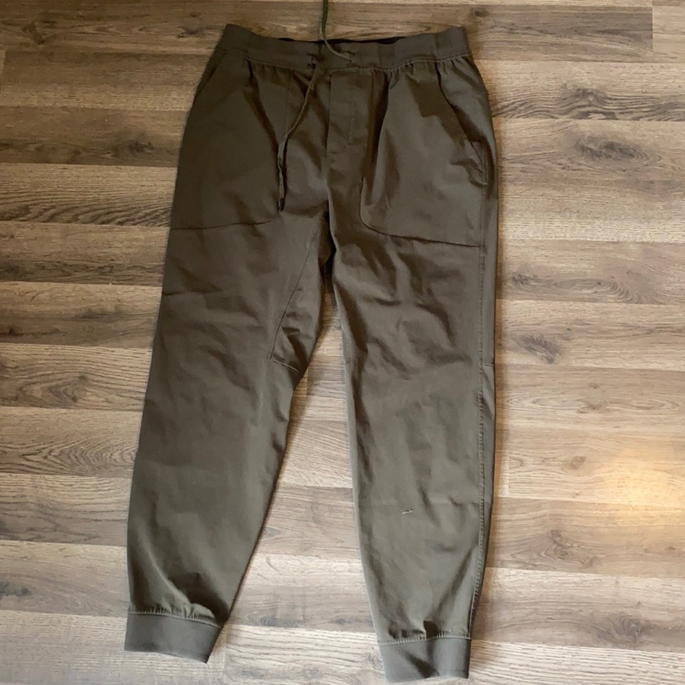 Lululemon ABC joggers